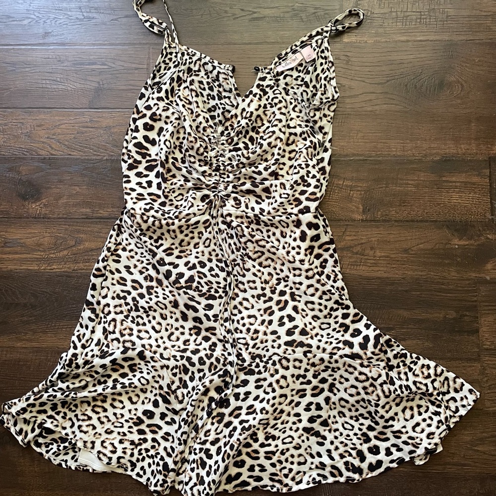 Flowy leopard dress